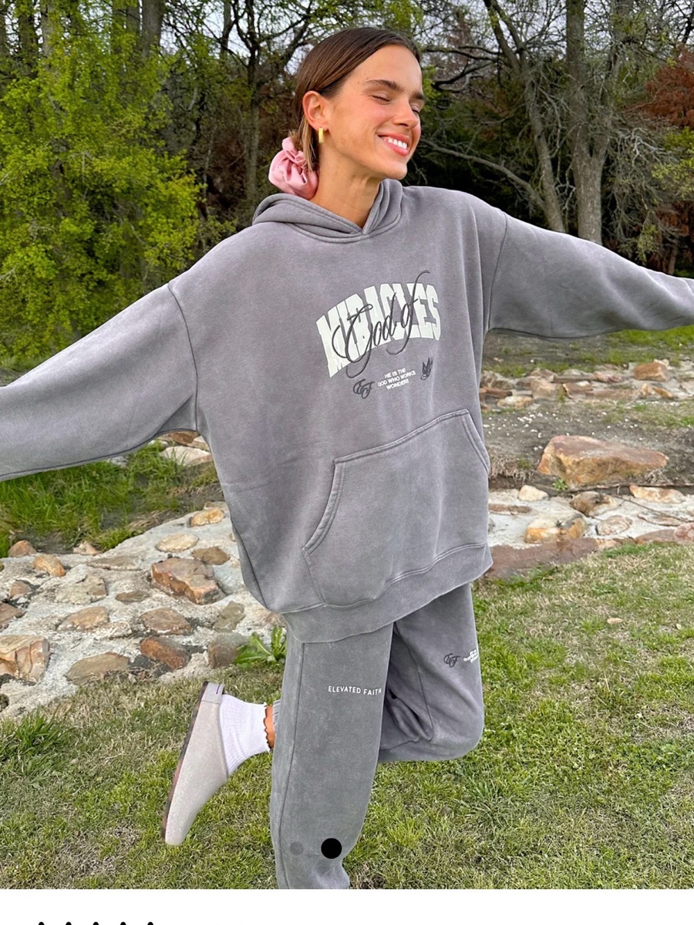 Elevated Faith God of Miracles Unisex Sweatpants - NWT - Picture 6 of 8